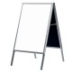 Gatebukk med whiteboard/blackboard