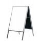 Gatebukk med whiteboard/blackboard